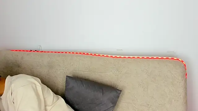  Alex Colton online show from April 2026 10:07:02 PM
