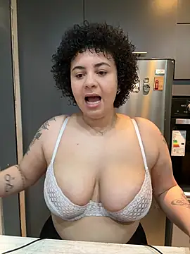 BabyChanntal online show from February 2026 02:35:01 PM