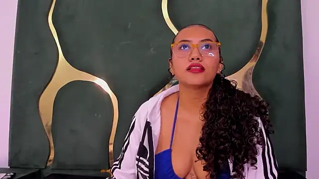 maryandjayasm online show from February 2026 08:25:01 PM