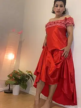 eva luz online show from June 2026 06:07:01 PM