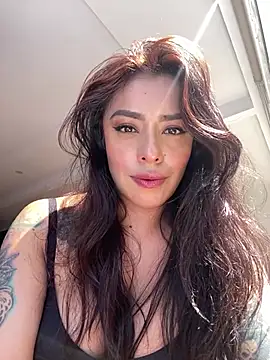 foxxy lover online show from February 2026 03:33:01 PM