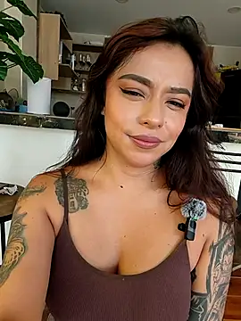 Snapshot of foxxy_lover chatting on April 2026 04:49:01 PM foxxy lover online show from April 2026 04:49:01 PM