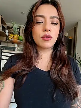 Snapshot of foxxy_lover chatting on April 2026 04:24:02 PM foxxy lover online show from April 2026 04:24:02 PM