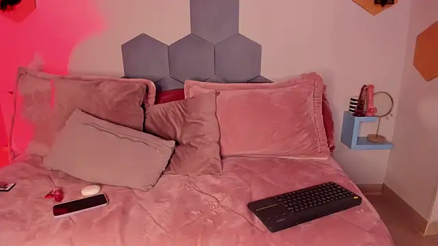 Snapshot of Afrodita_sweeet chatting on February 2026 08:41:02 PM Afrodita sweeet online show from February 2026 08:41:02 PM