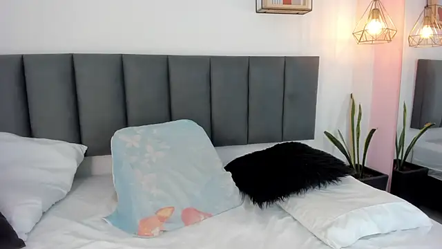 sam doll  online show from May 2026 07:20:02 PM