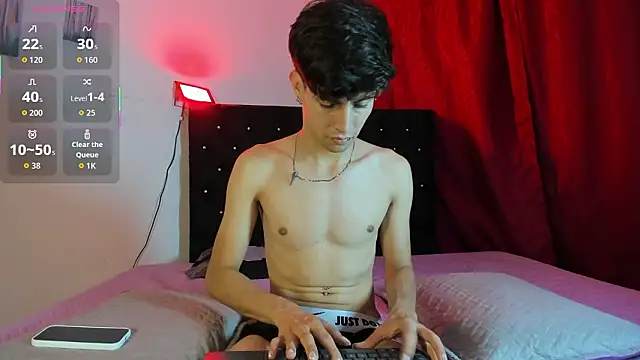 axxxel twink online show from March 2026 03:12:02 AM