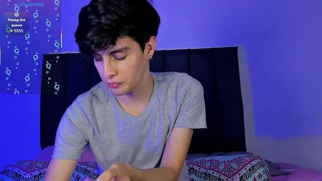 axxxel twink online show from April 2026 02:21:01 AM