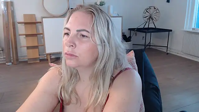 Snapshot of Amanda_Norsk chatting on March 2026 09:36:01 AM Amanda Norsk online show from March 2026 09:36:01 AM
