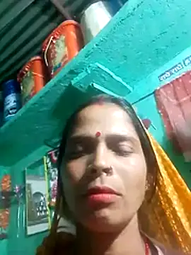 Snapshot of Hot_eras4 chatting on February 2026 05:19:02 PM Hot eras4 online show from February 2026 05:19:02 PM