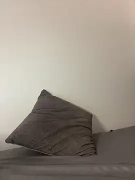 Zara Clark online show from January 2026 07:11:01 PM