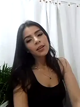 EvaMiranda online show from June 2026 04:10:02 AM