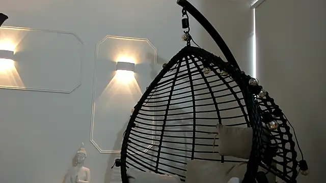 Emily bruss online show from June 2026 08:46:01 PM