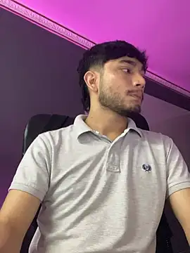 DylanC  online show from February 2026 05:12:02 AM