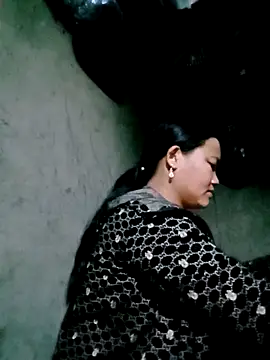 -Liuen- online show from February 2026 04:49:02 AM