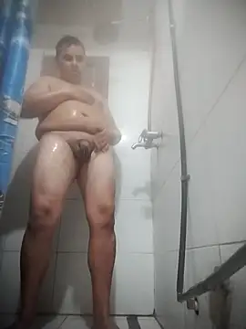 Sergiowooo online show from August 2026 03:19:01 AM