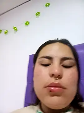 Snapshot of Kennya_Rodriguez chatting on February 2025 09:20:01 AM Kennya Rodriguez online show from February 2025 09:20:01 AM
