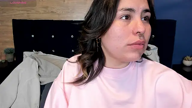 Snapshot of Kennya_Rodriguez chatting on February 2025 10:37:02 AM Kennya Rodriguez online show from February 2025 10:37:02 AM