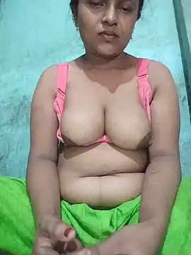 Romantic-Couple999 online show from June 2026 05:23:01 AM