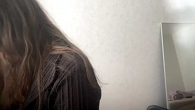 EdythRozier online show from March 2026 01:49:02 PM