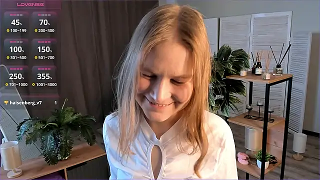 CleliaRostek online show from March 2026 05:46:01 AM