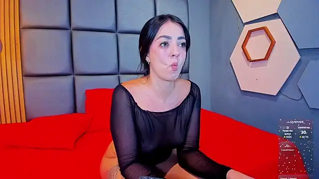 Snapshot of CORAL_FOX chatting on April 2026 05:30:01 AM CORAL FOX online show from April 2026 05:30:01 AM