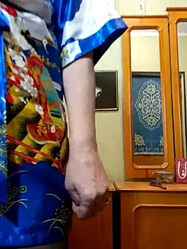 IrchykLove online show from February 2026 01:44:01 PM