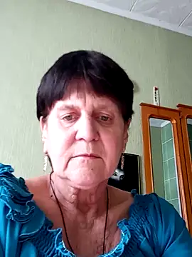 IrchykLove online show from April 2026 01:24:02 PM