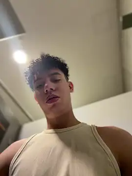 yoursexyjose online show from June 2026 06:22:02 PM