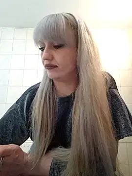 CoMiZrobiszJakMnieZl online show from February 2026 05:37:02 AM