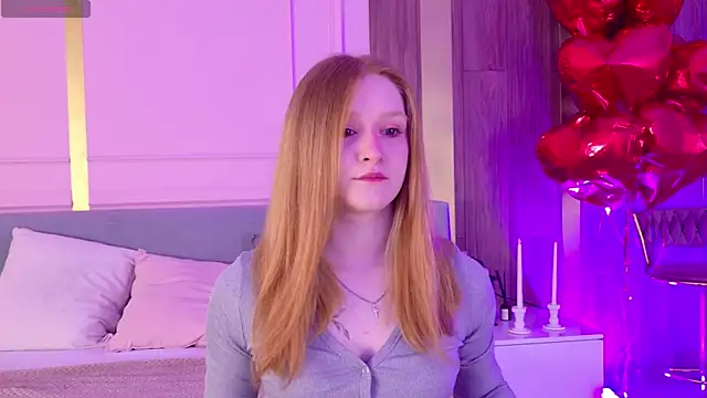 Snapshot of AmandaWatts chatting on March 2026 05:04:02 AM AmandaWatts online show from March 2026 05:04:02 AM