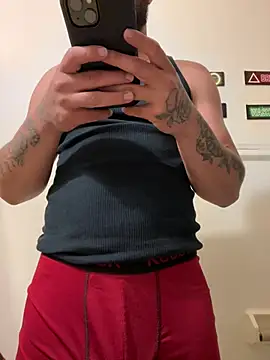 Snapshot of Tu_PaPi_Favorito chatting on March 2026 06:36:02 AM Tu PaPi Favorito online show from March 2026 06:36:02 AM