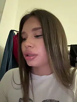 Bella Way online show from February 2026 03:28:02 PM