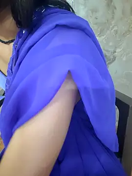 Snapshot of -Sapna001 chatting on June 2026 04:22:01 PM -Sapna001 online show from June 2026 04:22:01 PM
