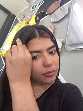 Violetx19 online show from February 2026 04:44:01 PM