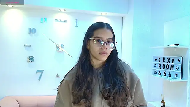 Luna Millers online show from February 2026 03:34:02 AM