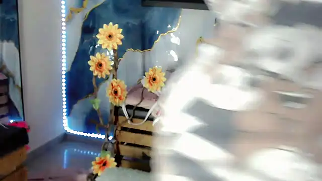 NathalialLooes online show from June 2026 05:41:01 AM