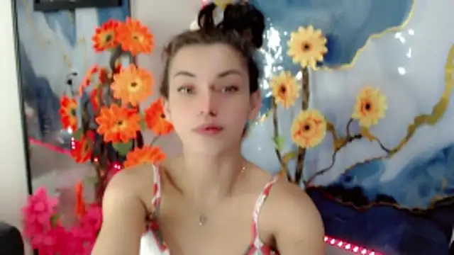NathalialLooes online show from June 2026 05:06:02 AM