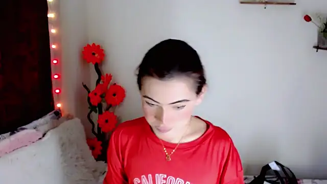 NathalialLooes online show from June 2026 07:30:01 AM