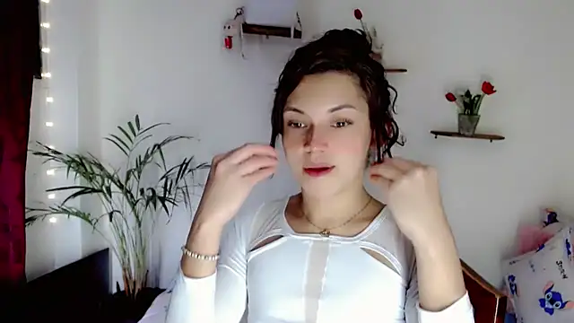 NathalialLooes online show from June 2026 09:02:01 PM