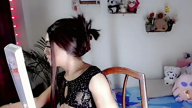 NathalialLooes online show from June 2026 09:08:01 AM