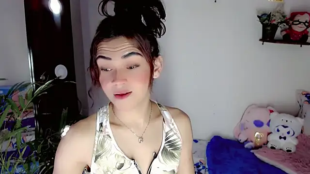 NathalialLooes online show from June 2026 05:23:01 AM