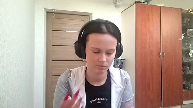 Solareclipsis online show from February 2026 02:43:02 PM