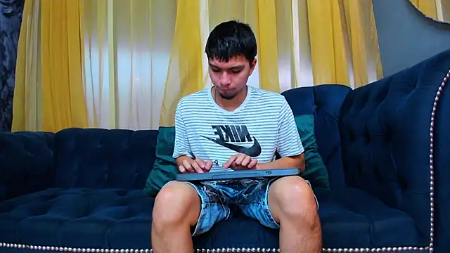 Derek freeman online show from February 2026 01:17:01 PM