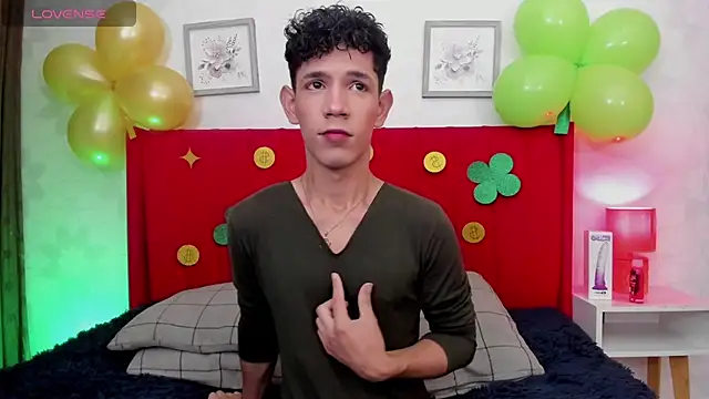 arlequiin  online show from March 2026 04:06:02 AM