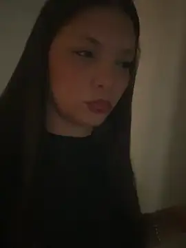 Snapshot of kytty_web_cam chatting on January 2026 11:36:01 PM kytty web cam online show from January 2026 11:36:01 PM