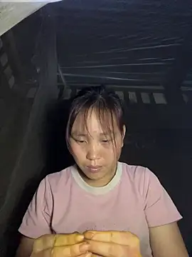 kekely online show from May 2026 10:03:01 PM