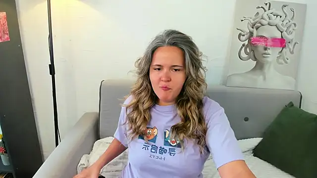 LilyBel online show from June 2026 01:30:02 AM