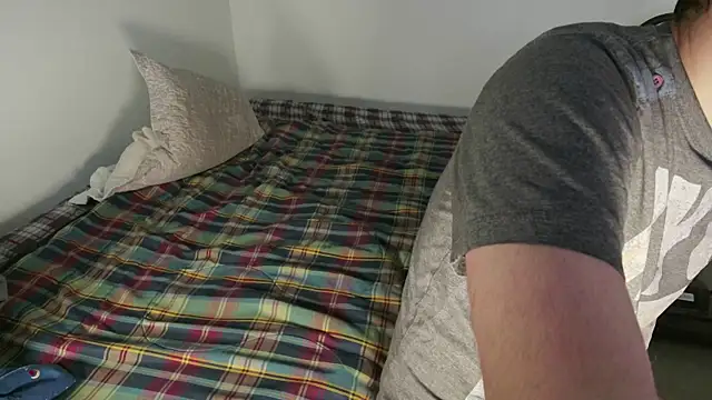 Snapshot of Begamc chatting on April 2026 06:16:02 PM Begamc online show from April 2026 06:16:02 PM