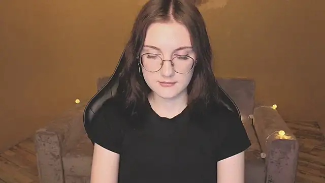 VixenLight online show from February 2026 01:48:01 AM