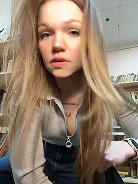 Snapshot of StreetSquirt chatting on April 2026 03:53:02 AM StreetSquirt online show from April 2026 03:53:02 AM